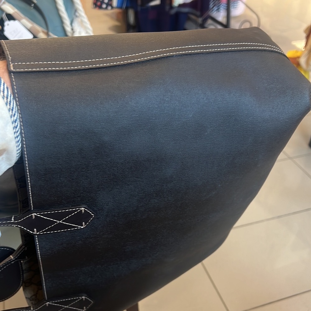 Gucci tote - Picture 11 of 14